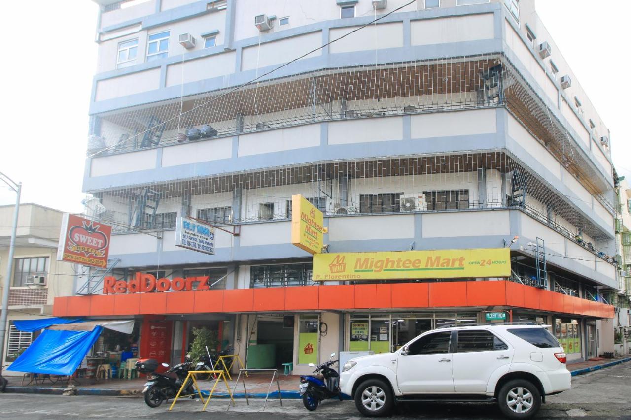 Reddoorz @ P Florentino Street Sampaloc Manila Dış mekan fotoğraf